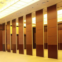 Cadre mural en aluminium réglable et mobile pour salles d'exposition, salles événementielles, gymnases scolaires |   Système de suspension suspendue au plafond, plancher continu de 85 mm d'épaisseur