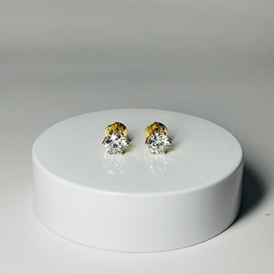 Clous d'oreilles minimalistes unisexes en or jaune 9 carats avec diamants de laboratoire certifiés VS1 pureté 4.0 carats taille brillant pour mariage et fiançailles - Product Image 2
