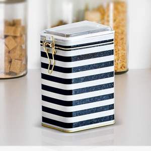 กล่องโลหะทรงสี่เหลี่ยมสาย1L พร้อมฝาปิดโปร่งใสขนาด75X100X150มม. มีลายเส้นสีดำและสีขาว - Product Image 4