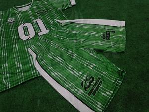 Uniforme de Fútbol Unisex Personalizado, Camiseta de Fútbol con Sublimación, Pantalones Cortos 100% Poliéster de Secado Rápido y Transpirable para Entrenamiento de Adultos - Product Image 6