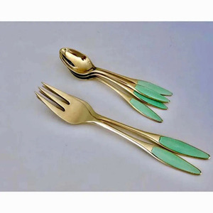 Cuillères de cuisine en acier inoxydable avec finition polie miroir, parfaites pour la cuisine quotidienne et les ustensiles de cuisine et les mariages élégants - Product Image 5