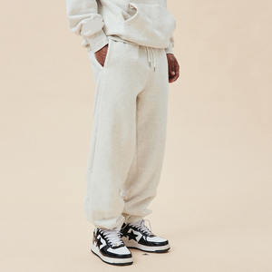 Vêtements de performance d'hiver pour hommes, survêtement, fabricant personnalisé, Pakistan, Outfitize International - Product Image 2