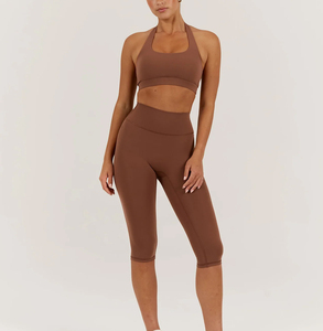 Wholesale Activewear Scrunch Butt Capri <b>Leggings</b> <b>For</b> <b>Women</b> Sweat Wicking Fabric Tummy Control OEM Available Bulk Orders - Product Image 6
