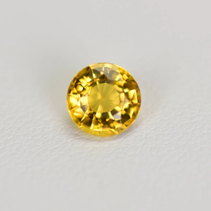 Saphir jaune cultivé en laboratoire Forme ronde Pierre précieuse en vrac pour la fabrication de bijoux Corindon Flame Fusion 6mm Certifié - Product Image 3