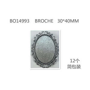 Broche faite à la main 30*40MM bijoux outils et équipement - Product Image 1