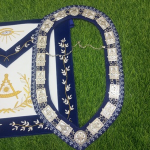 BRODURE MAIN MAÇON PAST MASTER TABLIER ET COLLIER VELOURS BLEU ROYAL - Product Image 3