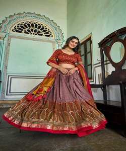 Impreso Chinon Lehenga Choli con bordado y Dupatta Set - Product Image 1