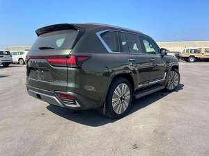 Nouveau Lexus LX-Series LX 700h Signature Hybride Transmission automatique SUV Capacité moteur (cc) 3000 - 3499 cc - Product Image 2