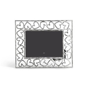 Cadre photo décoratif en métal de qualité supérieure avec de superbes détails artistiques pour une décoration d'intérieur haut de gamme - Product Image 4