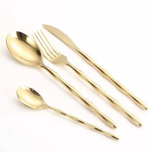 Juego de Cubiertos de Lujo con Mango Delgado Trenzado, Acabado Dorado, Cubiertos Premium para Cenas Familiares y Eventos Especiales, Venta al por Mayor desde India - Product Image 5