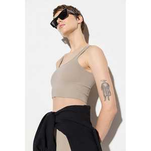 Camiseta deportiva sin mangas - Product Image 3