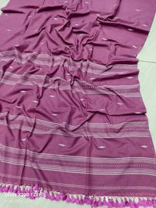 Sari en coton pur tissé à la main Akshay Sharma - Écologique, séchage rapide, poids moyen, style uni, robe pour mariage et filles, largeur 6,3 m - Product Image 2
