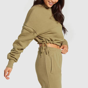 Sudaderas de mujer Workout Ready con impresión de etiqueta de logotipo personalizado y opciones de bordado para entrenar en la calle y el gimnasio - Product Image 3