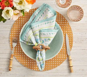 Vente en gros de ronds de serviette en rotin naturel, anneau unique, vaisselle, décoration de table, osier à la main, bon prix des artisans du Vietnam - Product Image 2