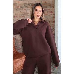 Ensemble de survêtement en molleton chocolat pour femme, hiver, uni, brodé, long, 2 pièces - Product Image 1