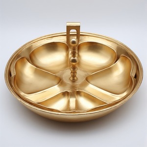 Serveur de fruits secs de luxe en aluminium et verre fabriqué à la main avec finition or poli forme ronde pour la décoration intérieure - Product Image 5