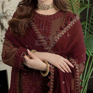 Collection festive Shalwar Kameez Dupatta pour femmes 3 pièces Shalwar Kameez Dupatta imprimé numérique pour femmes - Product Image 3