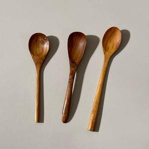 Cuchara de Madera Artesanal Decorativa, Utensilio de Cocina Rústico, Regalo Ecológico Personalizado, Cuchara de Madera Tallada a Mano - Product Image 4