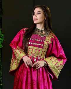 Robe Kuchi afghane originale de qualité supérieure pour les femmes meilleur prix robe Kuchi de nouveau style de mode féminine - Product Image 3