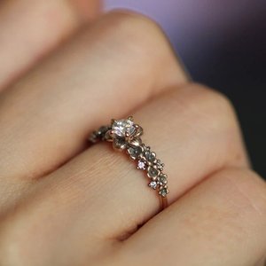 Ensemble de bagues de mariée en argent sterling 925 avec zircon rond élégant pour femmes - Product Image 4