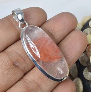 Hermoso colgante de cuarzo cereza Colgante de piedras preciosas de corte ovalado Plata de Ley 925 de moda para la tienda de compromiso ahora en venta al por mayor - Product Image 2