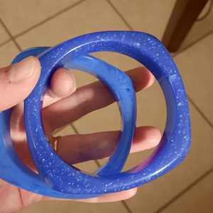 Artesanía de resina hecha a mano Sunset Glow brazalete de resina para mujer Color vibrante toque elegante único para trajes de todos los días Tema de artesanía - Product Image 4