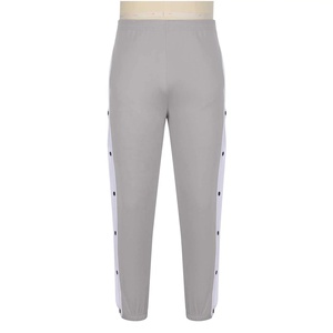 กางเกงขายาวทรงกระบอกผ้าฟลีซคอตตอนพิมพ์โลโก้ 3 มิติแบบกำหนดเองสำหรับผู้ชาย ทรงขากว้างหลวม สไตล์สเวตแพนท์แบบซ้อนทับ - Product Image 6