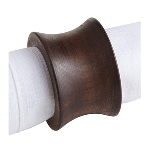 Ronds de serviette en bois ronds pour la présentation de mariage et de table à manger - Product Image 1