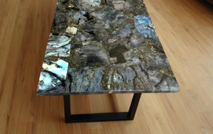 Decoración de Mesa de Lujo Hecha a Mano con Piedra Preciosa de Labradorita, Diseño de Amor de Halloween - Product Image 3