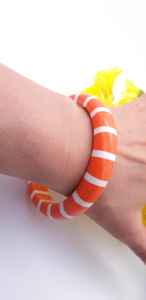 Bouton de manchette artisanal personnalisé hautement poli Bracelet en résine de mode de style vintage pour les femmes de l'Inde - Product Image 3