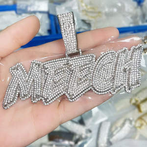 Colgante de Lujo con Nombre Personalizado MEEK con Incrustaciones de Moissanita VVS, Joyería Hip Hop - Product Image 5