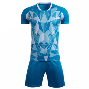 ชุดฟุตบอลชายคุณภาพสูง ระบายอากาศได้ดี น้ำหนักเบา แขนสั้น ดีไซน์แบบซับลิเมชั่นสั่งทำพิเศษ ปี 2025 สำหรับทีม - Product Image 4