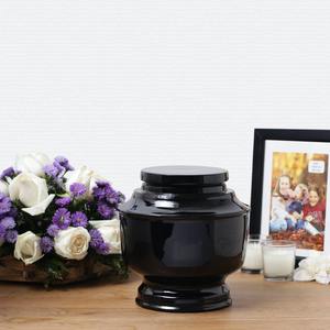 Urnes de crémation en aluminium vert de haute qualité pour cendres masculines et féminines Souvenirs de qualité de l'Inde pour les funérailles et les monuments commémoratifs par HHO - Product Image 1