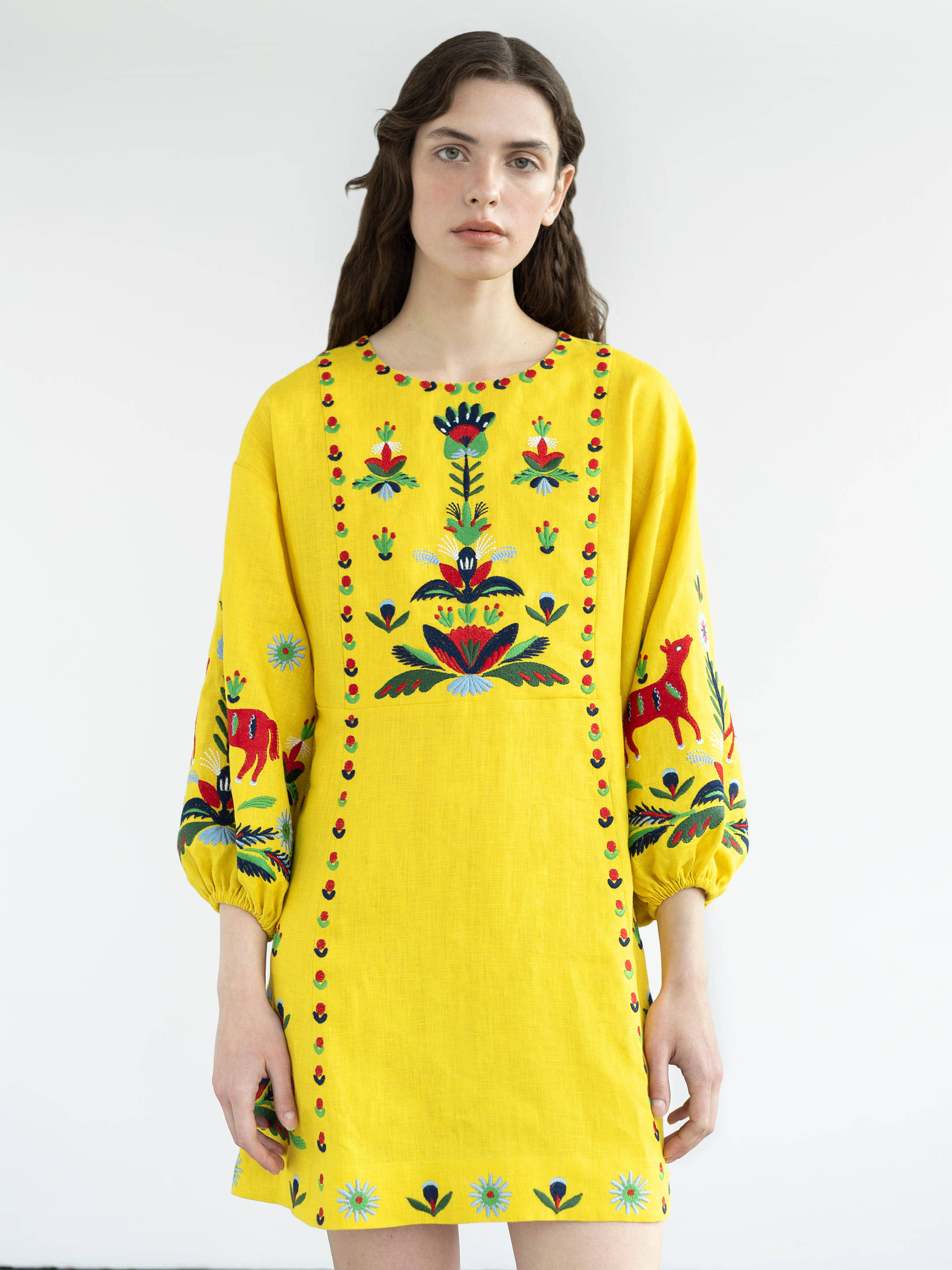 สีเหลือง