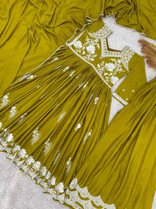 Sharara Gharara, tenue traditionnelle indienne, broderie ethnique, géorgette, été, travail au fil, prêt-à-porter, tenue de fête, salwar kameez - Product Image 4