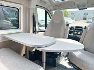 Autocaravana Familiar de Lujo Carado CV600 Pro+, Remolque Camper Móvil, Emisión Euro 5, Uso Doméstico, Camping para 4-6 Personas, Aire Acondicionado, Acero/Aluminio - Product Image 6