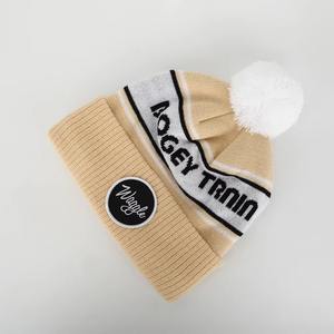 Gorros de Invierno Tejidos Personalizados 2025, Fabricante OEM, Gorros de Moda Cálidos de Acrílico con Estampado, Fabricante de Ropa para la Cabeza al por Mayor - Product Image 6