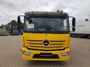 Mercedes-Benz ATEGO 1224 Doble Cabina con Plataforma Deslizante y Elevación de Vidrios - Product Image 2