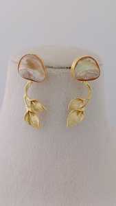 Suneheri Mughal Jhumkas Juego de pendientes Heavy Brass Metal Casting Producto a granel Diseño personalizado para mujeres - Product Image 2