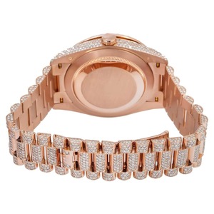 Reloj de Diamantes de Oro Rosa de Lujo y Calidad Premium para Fiestas de Negocios y Uso Diario Disponible a un Precio Competitivo desde India - Product Image 6