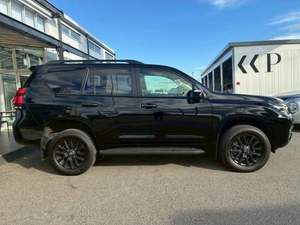 รถยนต์โตโยต้าแลนด์ครุยเซอร์ ปราโด เกียร์ธรรมดา เกียร์อัตโนมัติ เครื่องยนต์ดีเซล 8 ลิตร รถมือสองสำหรับขาย - Product Image 5