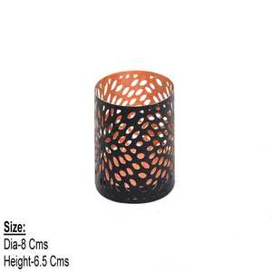 Candelero de metal de hierro hecho a mano con borde curvo para decoración del hogar de Pascua - Product Image 4