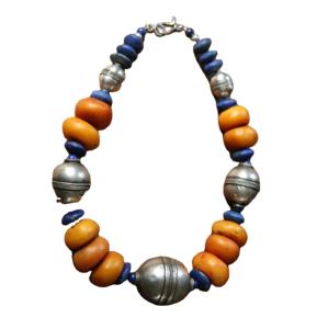 Collar de cuentas blancas de buena calidad para mujer, collar de varias formas de cumpleaños, cuentas de resina para mujer - Product Image 3