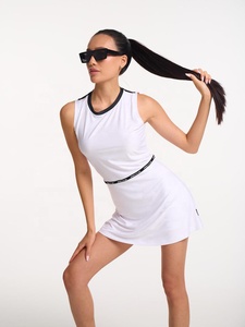 Conjunto de Tenis Cómodo, Ropa Deportiva Transpirable y Ligera para un Estilo de Vida Activo y Entrenamiento Diario - Product Image 4