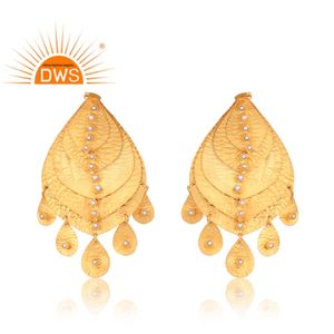 ต่างหูเม็ดเดี่ยวประดับมุกแท้18K ทำจากทองเหลืองดีไซน์ทันสมัยออกแบบได้ตามต้องการ - Product Image 1