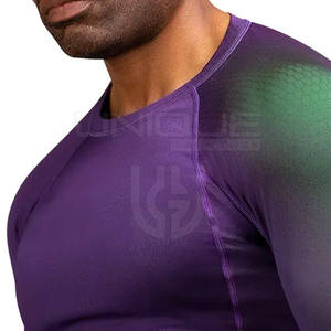 Nuevo diseño Rash Guards Fitness Secado rápido Medias de manga larga Fitness Rash Guards a la venta - Product Image 3
