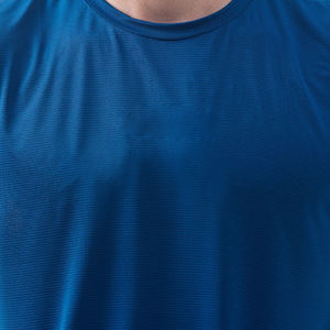 Camiseta sin mangas de gimnasio para hombre personalizada al por mayor, ropa deportiva ligera con decoración de insignias, estilo camiseta personalizada - Product Image 6