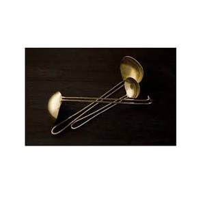 Juego de cucharón de alta calidad pulido dorado elegante con mango de bucle largo de diseñador cucharón de aspecto moderno para boda restaurante hogar Hotel - Product Image 1