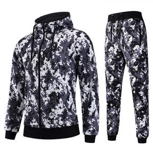 Conjunto de Chándales, chándal de entrenamiento de MOQ bajo personalizado, chándal para correr por sublimación de poliéster para hombre de OSTROWEARS ENTERPRISES - Product Image 3