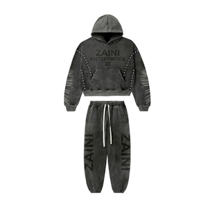 Conjunto Deportivo ZAINI para Hombre, Estilo Urbano, Invierno, 350g, Algodón Premium, Color Carbón, con Panel de Pedrería y Logotipo Frontal Personalizado con Serigrafía - Product Image 1